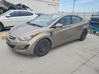 5NPDH4AE3GH****** 2016 Hyundai Elantra