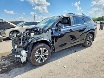 5TDKDRAH4SS****** 2025 Toyota Highlander