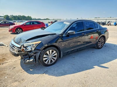 1HGCP2F8XCA****** 2012 Honda Accord