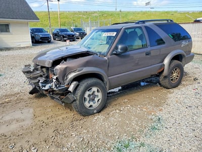 1GNCT18W4WK****** 1998 Chevrolet Blazer