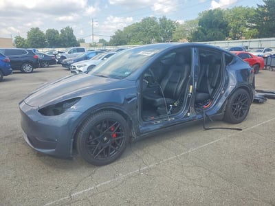 7SAYGDEF2NF****** 2022 Tesla Model Y