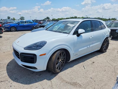 WP1AG2AY7MD****** 2021 Porsche Cayenne