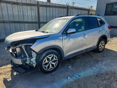 JF2SKAJC3LH****** 2020 Subaru Forester