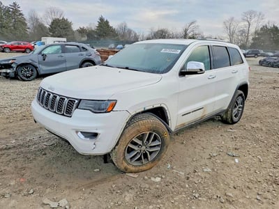 1C4RJFBG2JC****** 2018 Jeep Grand Cherokee