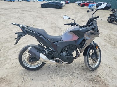 JKALE8C12HD****** 2017 Kawasaki Versys-X 300