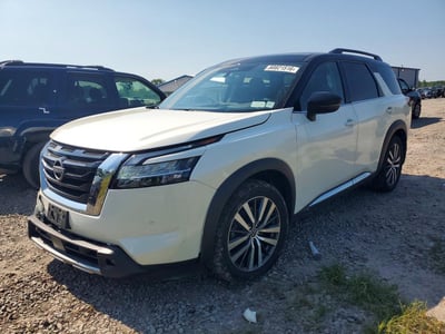 2022 Nissan Pathfinder