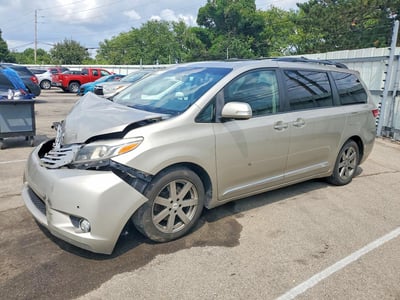 5TDYK3DC4FS****** 2015 Toyota Sienna