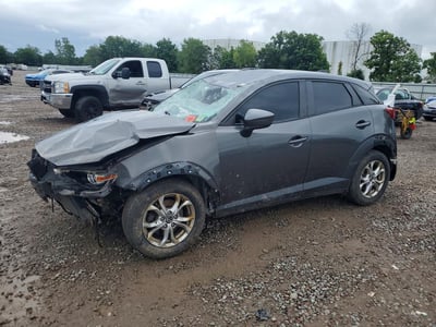 JM1DKFB74J0****** 2018 Mazda CX-3