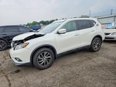 5N1AT2MVXFC****** 2015 Nissan Rogue