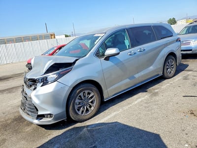 5TDKRKEC5RS****** 2024 Toyota Sienna Hybrid