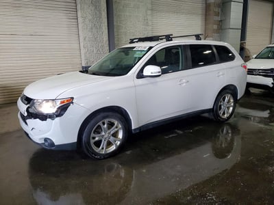 JA4AZ3A38EZ****** 2014 Mitsubishi Outlander