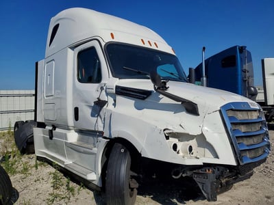 3AKJHHDR0KS****** 2019 Freightliner Cascadia 123