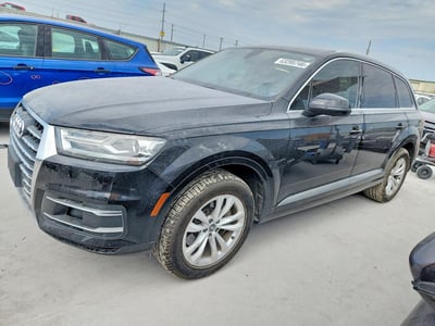 WA1LAAF77HD****** 2017 Audi Q7