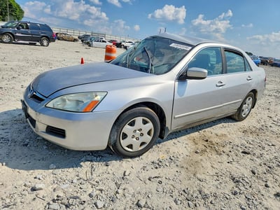 1HGCM56417A****** 2007 Honda Accord