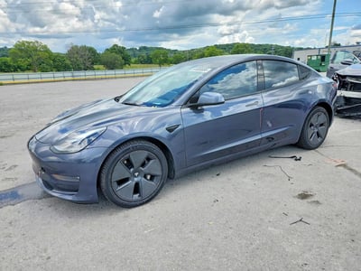 5YJ3E1EBXNF****** 2022 Tesla Model 3