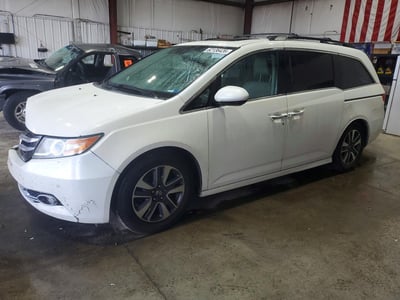 5FNRL5H93FB****** 2015 Honda Odyssey