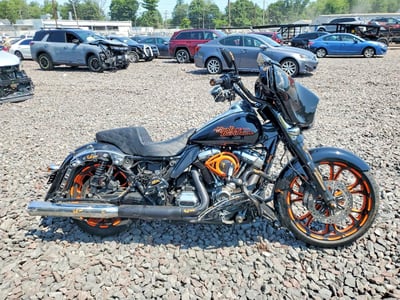 1HD1KBC16JB****** 2018 Harley-Davidson FLHXS