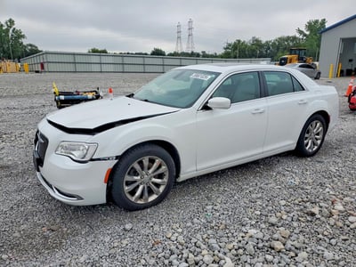 2C3CCARGXJH****** 2018 Chrysler 300