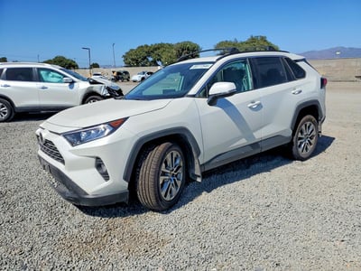 2T3C1RFV8MW****** 2021 Toyota RAV4