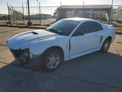 1FAFP4046YF****** 2000 Ford Mustang