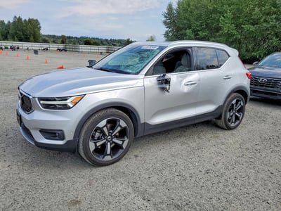 YV4162UL0K2****** 2019 Volvo XC40