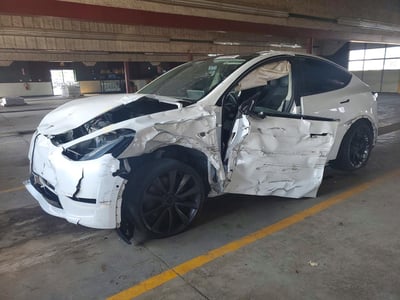 5YJYGDEE3LF****** 2020 Tesla Model Y