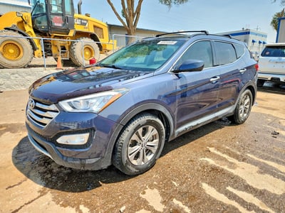 5XYZU3LB7EG****** 2014 Hyundai Santa Fe