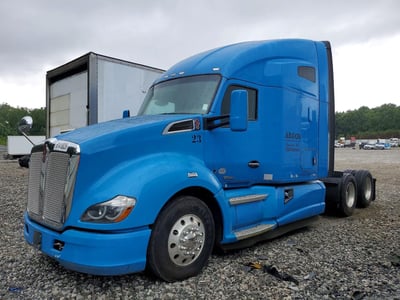 1XKYD49XXGJ****** 2016 Kenworth T680