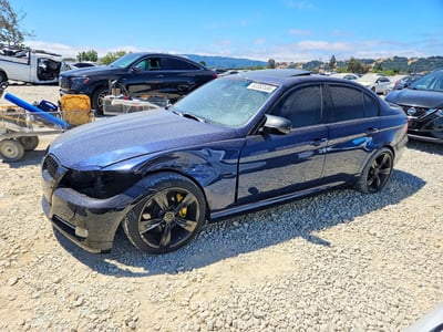 WBAPM5C5XBA****** 2011 BMW 3 Series