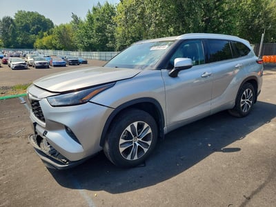 5TDGZRBH0NS****** 2022 Toyota Highlander