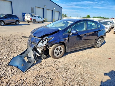 JTDKN3DU6F0****** 2015 Toyota Prius