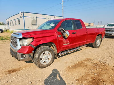 5TFCW5F15JX****** 2018 Toyota Tundra