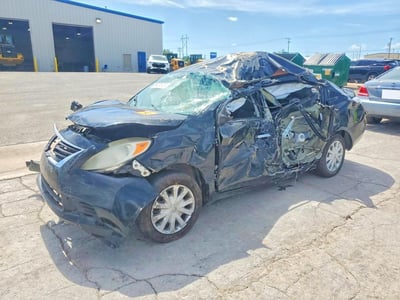 3N1CN7AP3CL****** 2012 Nissan Versa