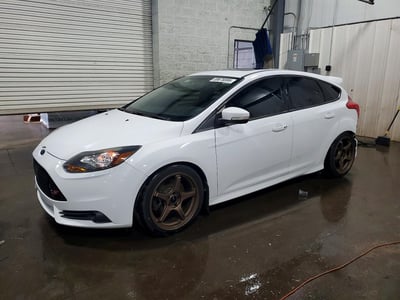 1FADP3L95EL****** 2014 Ford Focus
