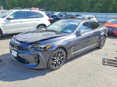 KNAE35LD8N6****** 2022 Kia Stinger