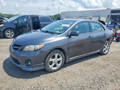 5YFBU4EE4DP****** 2013 Toyota Corolla