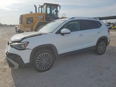 3VVSC7B24SM****** 2025 Volkswagen Taos