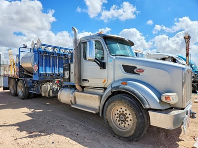 1NPCL40X5GD****** 2016 Peterbilt 567