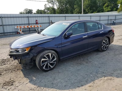 1HGCR2F36GA****** 2016 Honda Accord