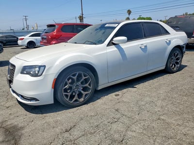 2016 Chrysler 300s