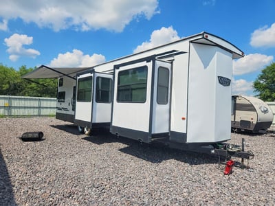 4X4TSM827LM****** 2020 Forest River Salem Towables