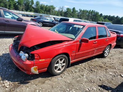 YV1LS5576W2****** 1998 Volvo S70