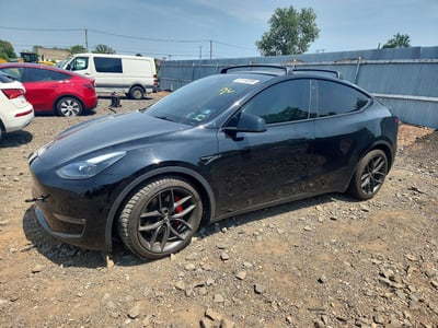 5YJYGDEF2MF****** 2021 Tesla Model Y