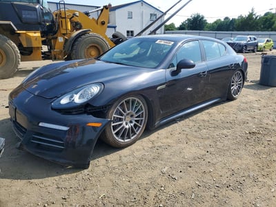 WP0AA2A79GL****** 2016 Porsche Panamera