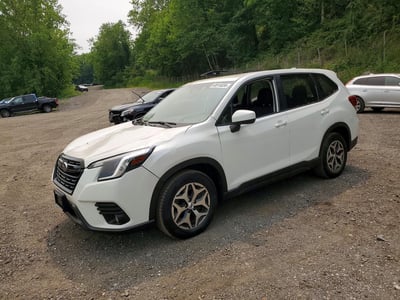 JF2SKAEC1NH****** 2022 Subaru Forester