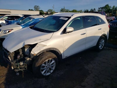 5XYPGDA35HG****** 2017 Kia Sorento