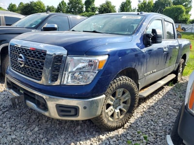 1N6AA1E5XJN****** 2018 Nissan Titan