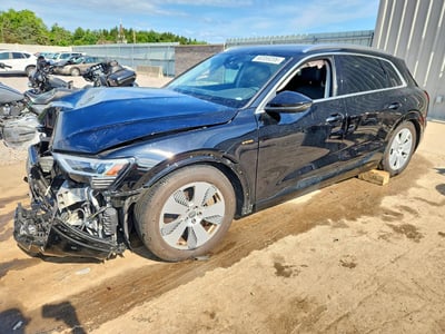 WA1LAAGE7KB****** 2019 Audi E-tron
