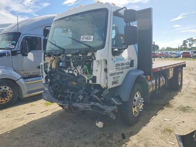 3BKJHM6X5PF****** 2023 Kenworth K370