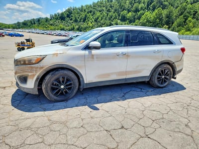5XYPGDA33HG****** 2017 Kia Sorento